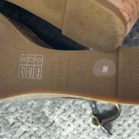 STUART WEITZMAN RIVERIA BLACK PATENT CORK WEDGE - Size 9 - Picture 6 of 7